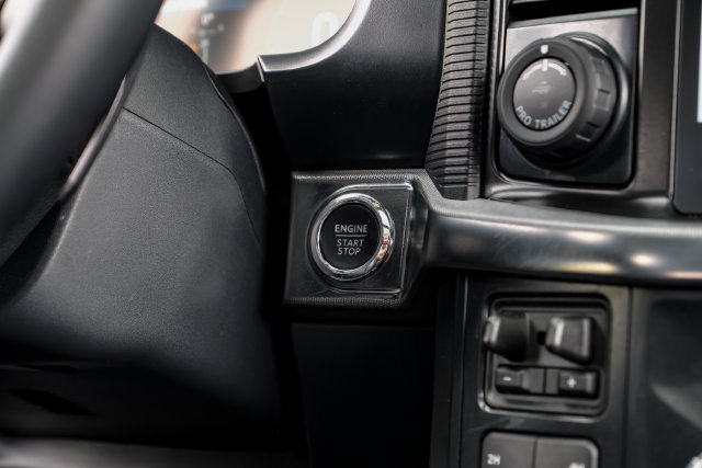 Used 2025 Ford F150 Raptor AWD/4WD image 23