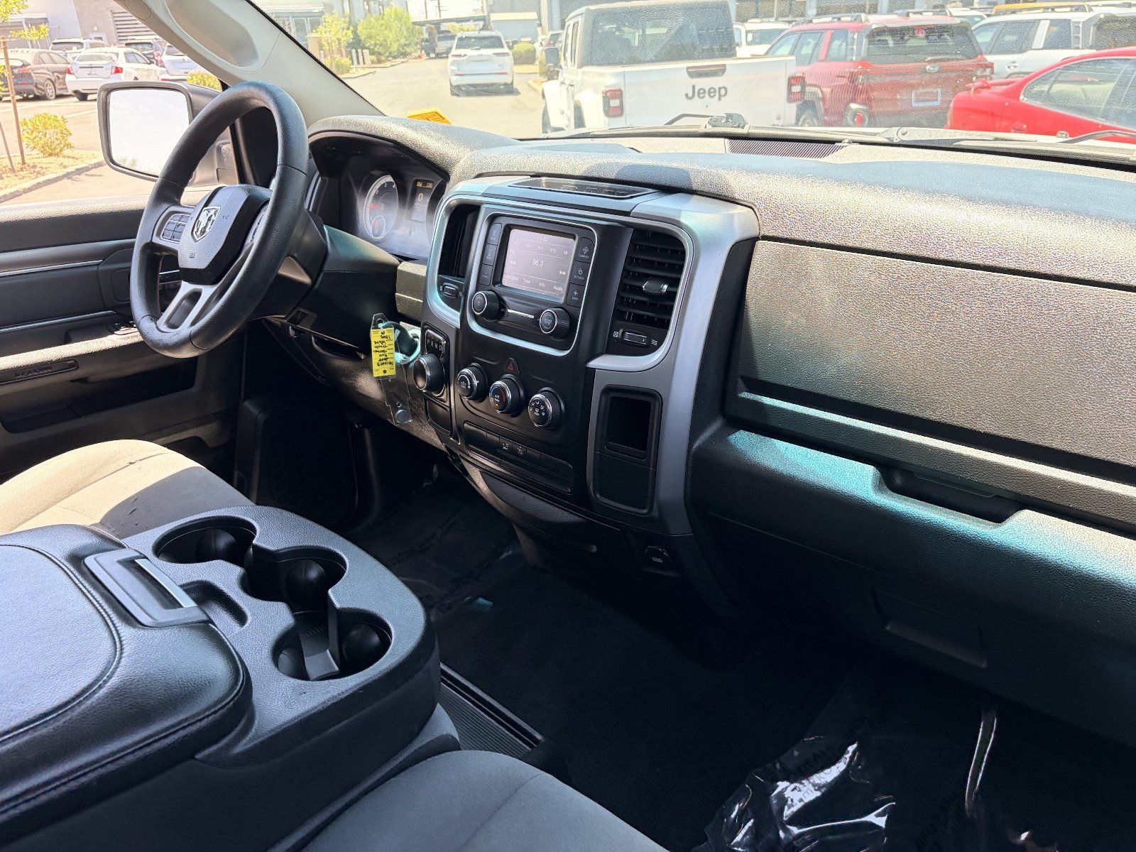 Used 2022 RAM 1500 Classic SLT RWD image 11