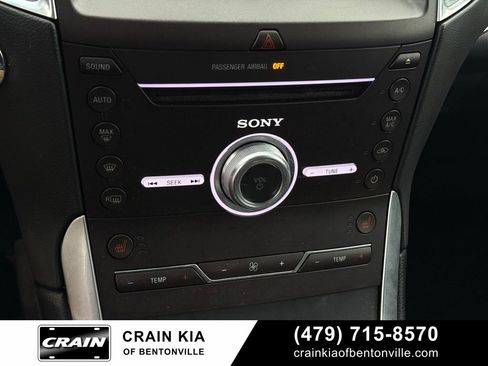 Used 2017 Ford Edge Titanium FWD image 16
