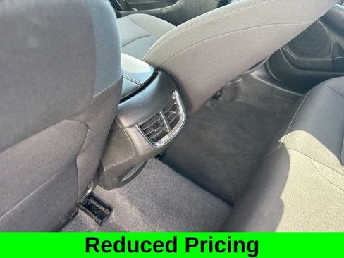 Used 2024 Chevrolet Malibu LT image 33