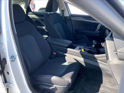 Used 2025 Kia K5 LXS image 9