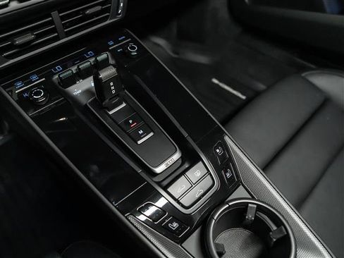 Certified 2025 Porsche 911 Carrera RWD image 25