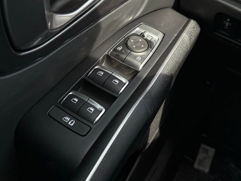 New 2026 Kia Sorento LX FWD image 11