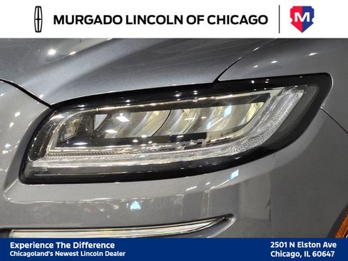 Used 2021 Lincoln Nautilus Reserve w/ Monochromatic Package image 10