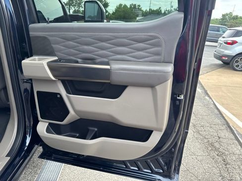 Used 2025 Ford F450 Platinum w/ Platinum Plus Package AWD/4WD image 41