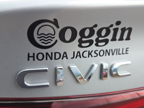 Certified 2025 Honda Civic Sport image 33