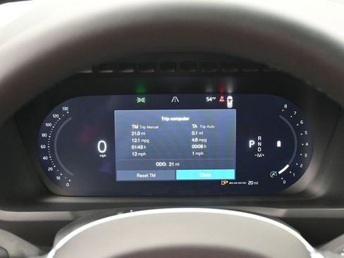 New 2026 Volvo XC90 B6 Plus w/ Protection Package image 9