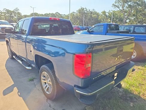 Used 2018 Chevrolet Silverado 1500 LT w/ All Star Edition RWD image 3