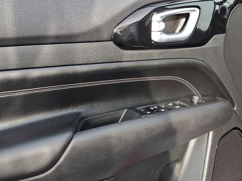 Used 2022 Jeep Compass High Altitude image 11