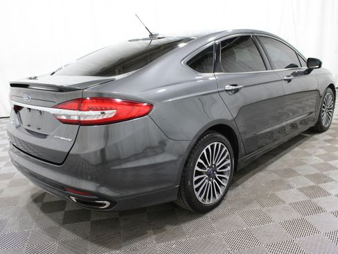 Used 2018 Ford Fusion Titanium image 34