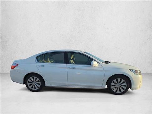 Used 2015 Honda Accord EX-L image 5