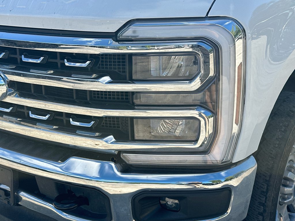 Used 2026 Ford F250 Lariat w/ Chrome Package AWD/4WD image 31