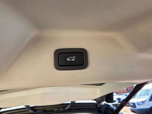 Used 2015 Land Rover Range Rover Supercharged AWD/4WD image 49