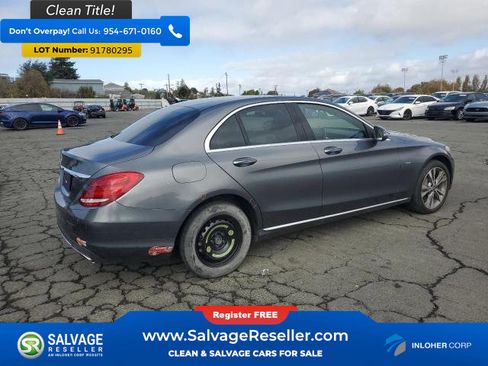 Used 2018 Mercedes-Benz C 350e Sedan image 4