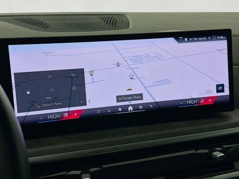 Used 2024 BMW X5 xDrive40i w/ M Sport Package image 13