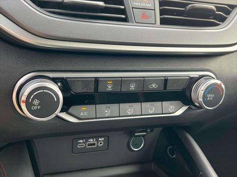 Used 2023 Nissan Altima 2.5 SR image 27