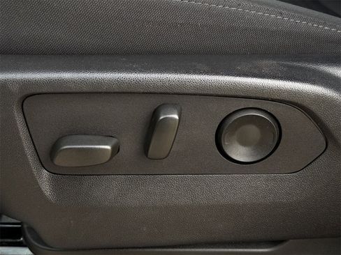 Certified 2025 Chevrolet Silverado 2500 LT w/ Convenience Package image 27