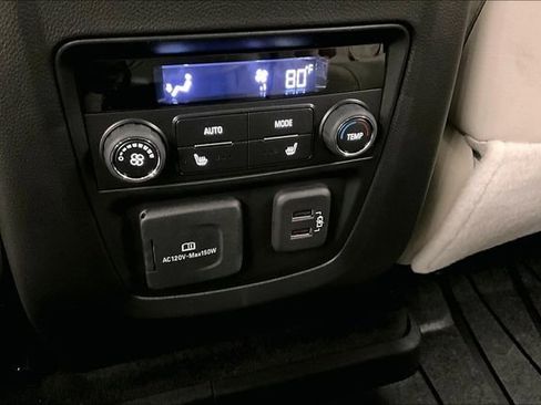 Used 2023 Buick Enclave Avenir w/ Avenir Technology Package FWD image 34