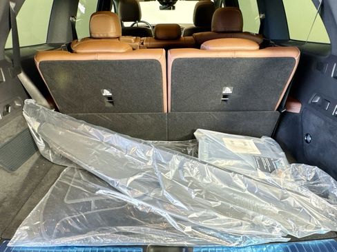 New 2026 Mercedes-Benz GLS 450 4MATIC image 24