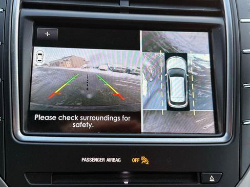 Used 2020 Lincoln Nautilus Reserve w/ Equipment Group 201A image 35