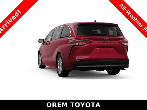 New 2026 Toyota Sienna LE image 7