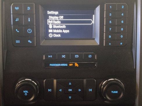 Used 2018 Ford F150 XLT RWD image 25