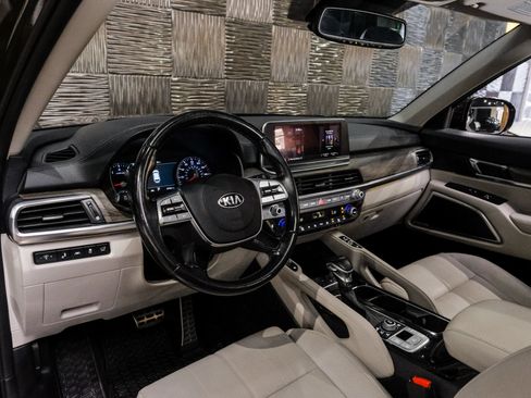 Used 2021 Kia Telluride SX w/ Nightfall Edition Package AWD/4WD image 3