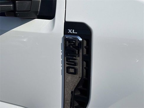 New 2026 Ford F250 XL image 10