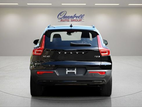 Used 2021 Volvo XC40 T5 R-Design w/ Advanced Package AWD/4WD image 5