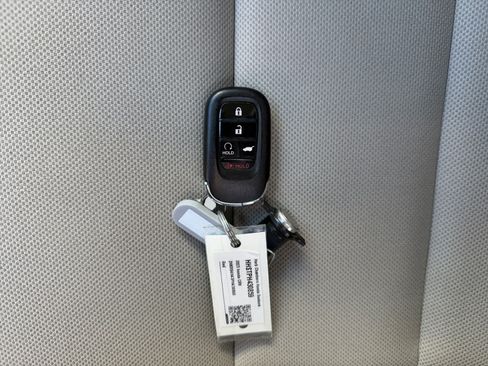 Used 2023 Honda CR-V EX image 12