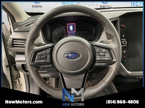 Used 2024 Subaru Crosstrek 2.5i Limited w/ Crosstrek Mirror Package AWD/4WD image 12
