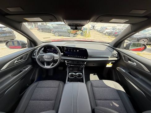 New 2026 Chevrolet Traverse LT w/ Midnight/Sport Edition FWD image 24
