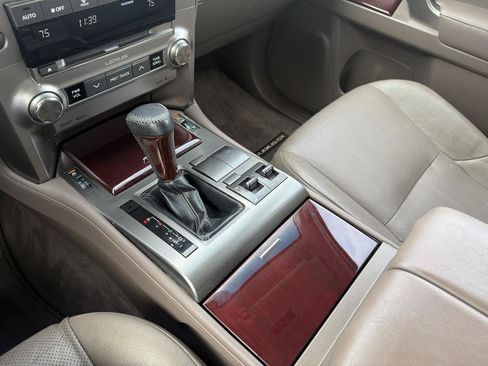 Used 2017 Lexus GX 460 Premium w/ Premium Package AWD/4WD image 24