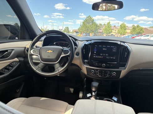 Used 2023 Chevrolet Equinox LT w/ LPO, Floor Liner Package AWD/4WD image 3