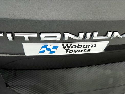 Used 2020 Ford Escape Titanium image 21