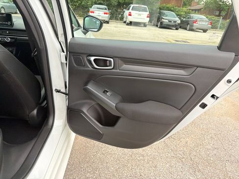 Used 2025 Honda Civic Sport image 38