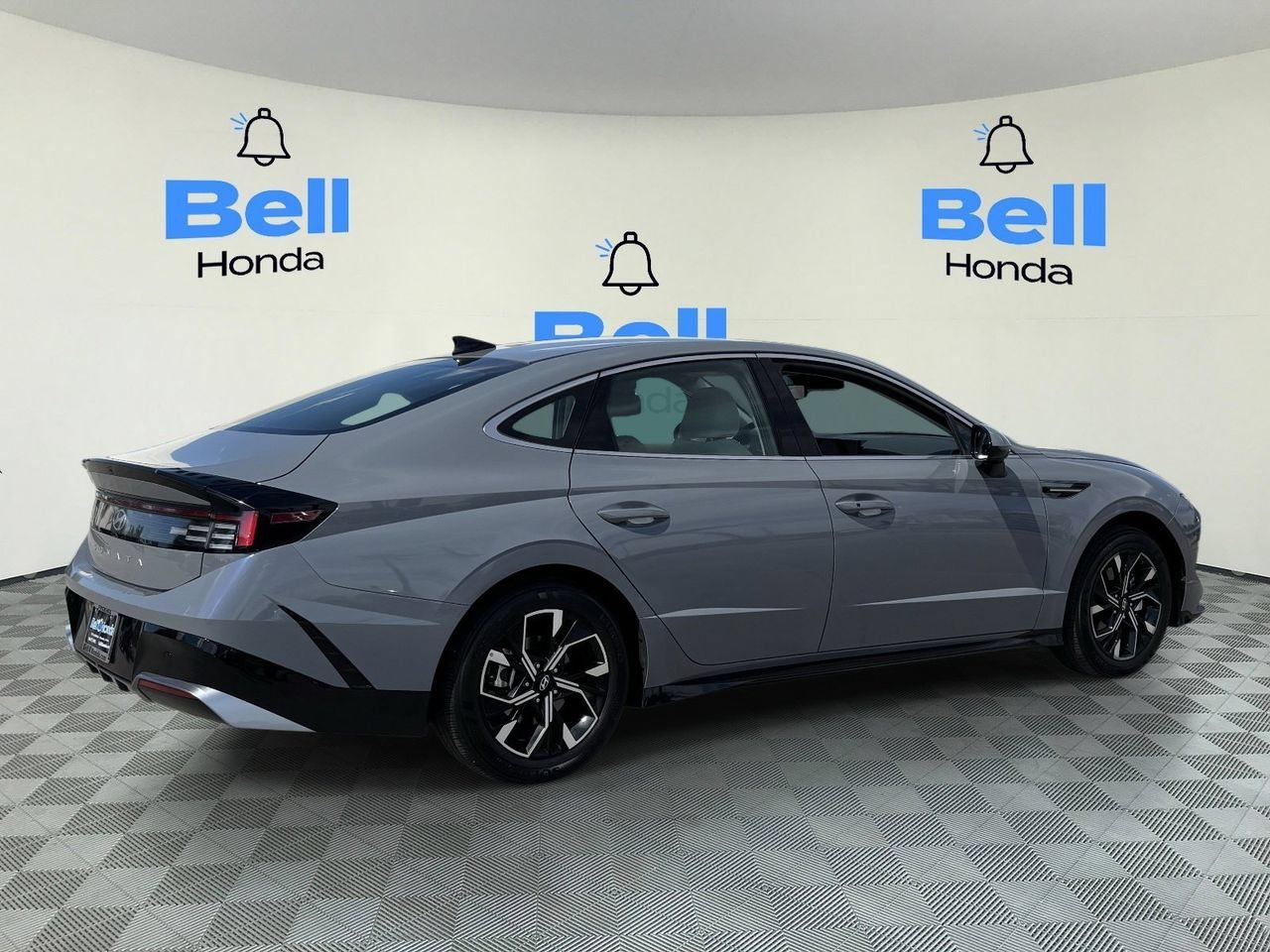 Used 2025 Hyundai Sonata SEL FWD image 5