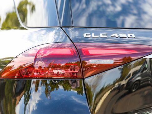 New 2026 Mercedes-Benz GLE 450 4MATIC image 8