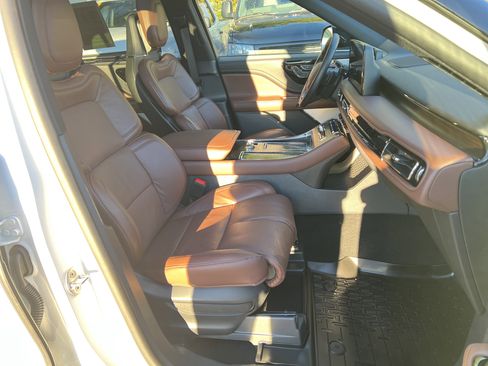 Used 2025 Lincoln Aviator Reserve w/ Equipment Group 201A image 34