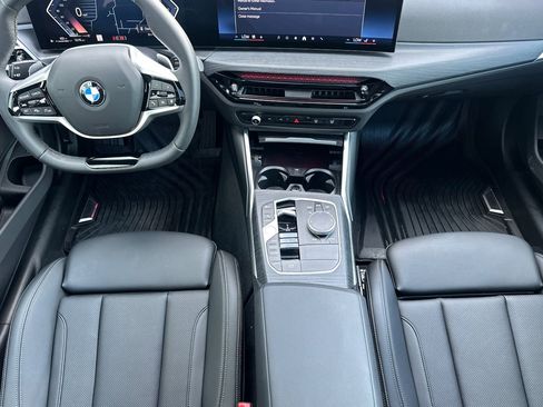 Used 2025 BMW 330i Sedan w/ Convenience Package image 17