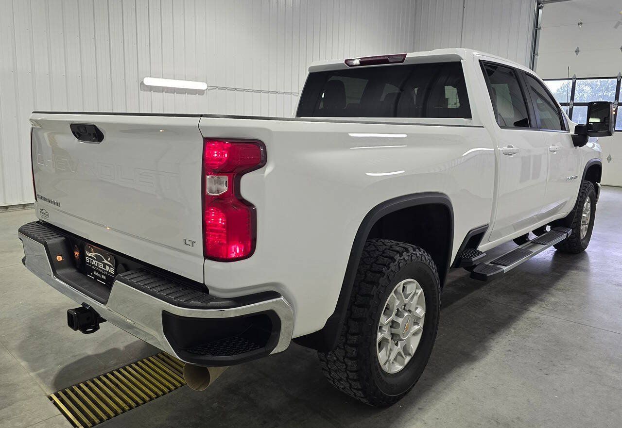 Used 2024 Chevrolet Silverado 2500 LT AWD/4WD image 5