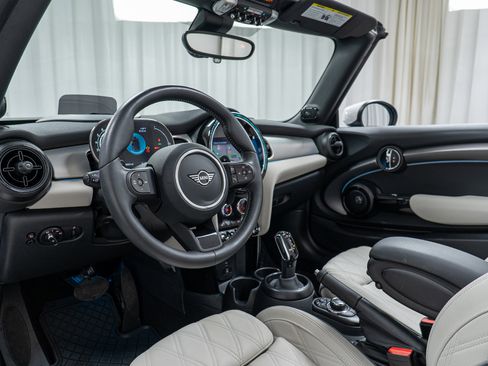 Used 2024 MINI Cooper S image 11