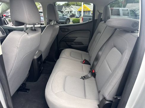 Used 2019 Chevrolet Colorado W/T w/ Custom Special Edition AWD/4WD image 22