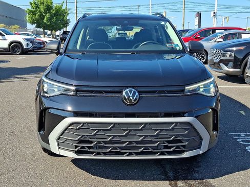 Used 2025 Volkswagen Taos S FWD image 2