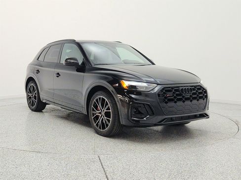 Used 2025 Audi SQ5 Premium Plus AWD/4WD image 3