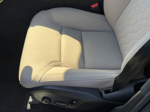 New 2026 Volvo XC60 B5 Plus w/ Climate Package image 16