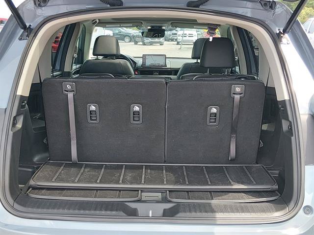 Used 2025 Honda Pilot Touring image 14