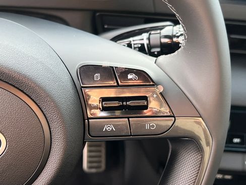 New 2025 Hyundai Elantra Sport image 17