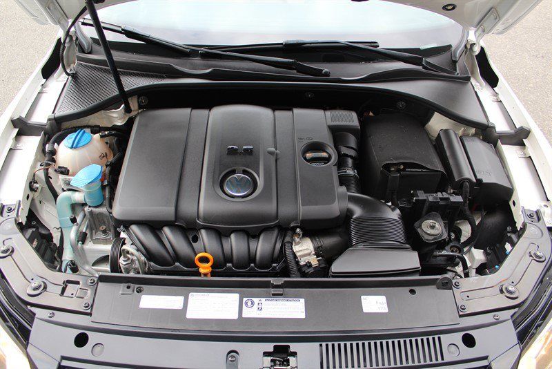 Used 2013 Volkswagen Passat 2.5 SE FWD image 27