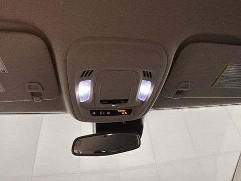 Used 2023 Buick Envision Essence FWD image 26